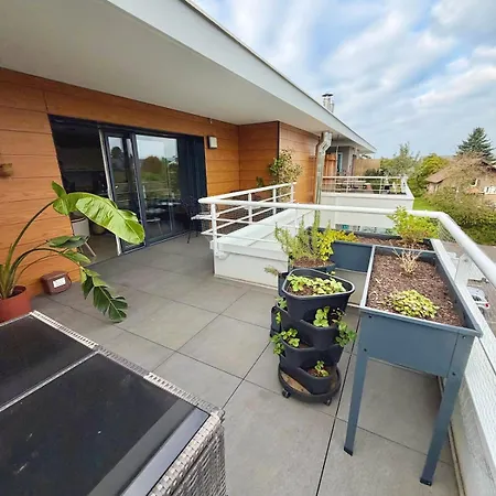 Appartement, Terrasse, Proche Frontiere Lejlighed *