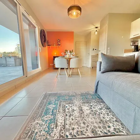 Lejlighed Appartement, Terrasse, Proche Frontiere *